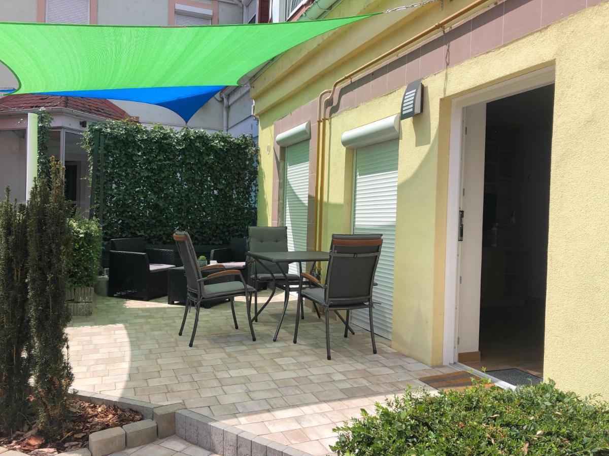 La Bella Centrum Apartmanok Piros/Sarga Heviz Bagian luar foto